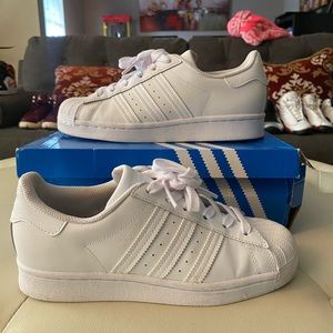 Adidas superstar shell toes sneakers